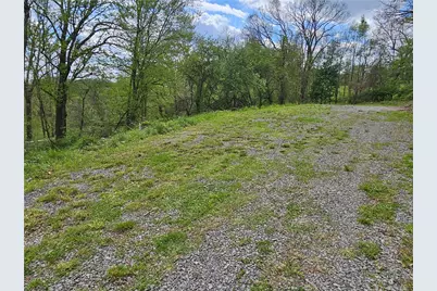 138 Center Dr, Oakland Township, PA 16025 - Photo 25