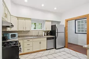 350 Spahr St, Pittsburgh, PA 15232 - Photo 9