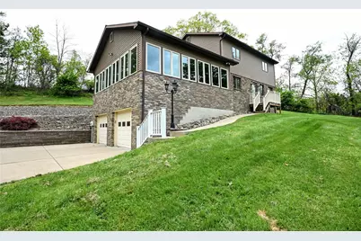 124 Dalton Ln, Hempfield Township, PA 15625 - Photo 1