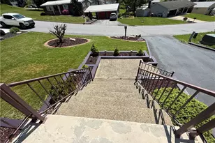 11 Hoyt Dr, White Township, PA 15701 - Photo 19