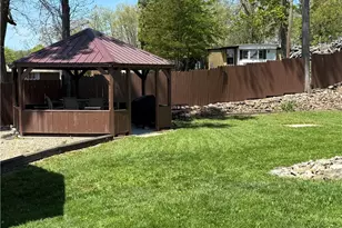 11 Hoyt Dr, White Township, PA 15701 - Photo 23