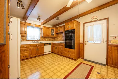431 Depot St, Latrobe, PA 15650 - Photo 11