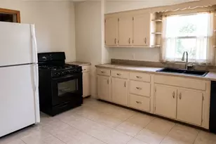 1600 Leishman Ave, New Kensington, PA 15068 - Photo 9