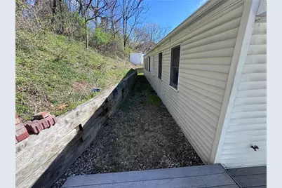 1027 Middle Rd, Pittsburgh, PA 15116 - Photo 23