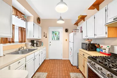 641 Center Ave, Pittsburgh, PA 15202 - Photo 9