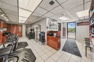 601 Lincoln Hwy, East McKeesport, PA 15035 - Photo 3