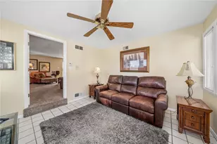601 Lincoln Hwy, East McKeesport, PA 15035 - Photo 13