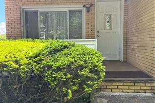 600 Edgewood, Washington Township, PA 15613 - Photo 1