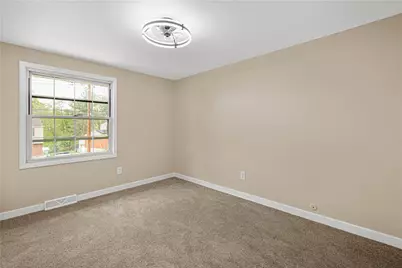 175 Parkedge Rd, Green Tree, PA 15220 - Photo 17
