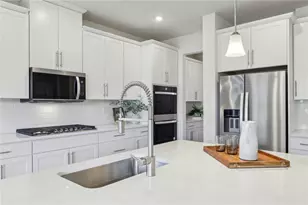 430 Barons Ct, Peters Township, PA 15367 - Photo 7