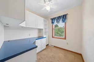 9470 Pembroke Cir, North Huntingdon, PA 15642 - Photo 21
