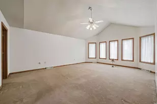 9470 Pembroke Cir, North Huntingdon, PA 15642 - Photo 17