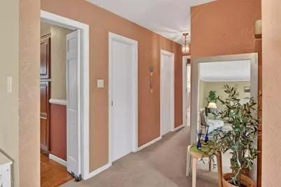 462 Greenhurst Dr, Pittsburgh, PA 15243 - Photo 9