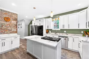 403 Wabana St, Observatory Hill, PA 15214 - Photo 13