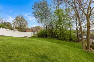 1455 Orchardview Dr, Scott Township, PA 15220 - Photo 5