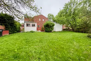 282 Oak Dr, Coraopolis, PA 15108 - Photo 25