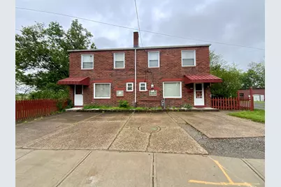282 Oak Drive, Coraopolis, PA 15108 - Photo 1