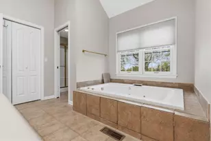 9036 Audubon Dr, Adams Township, PA 15044 - Photo 23