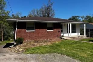 560 Sells Ln, Greensburg, PA 15601 - Photo 1