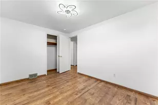 458 Blossom Dr, Pittsburgh, PA 15236 - Photo 19