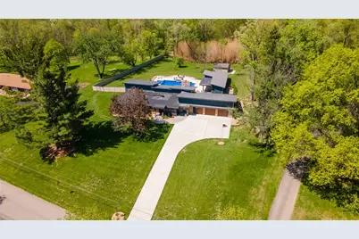 190 Canterbury, North Strabane, PA 15317 - Photo 5