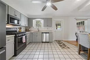 141 Byerly Dr, Penn Twp, PA 15644 - Photo 9