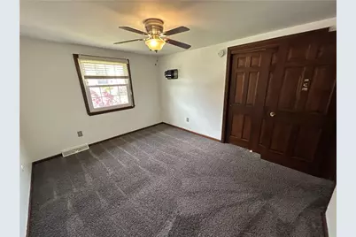 504 Maple St, Jeannette, PA 15644 - Photo 21