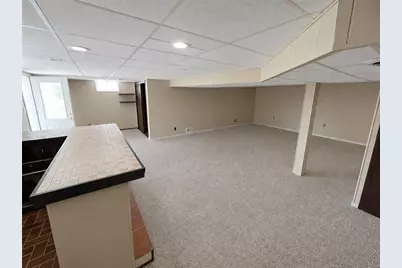 504 Maple St, Jeannette, PA 15644 - Photo 21