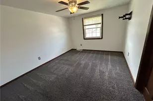 504 Maple St, Jeannette, PA 15644 - Photo 19