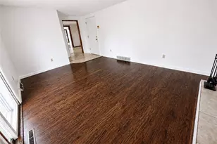 504 Maple St, Jeannette, PA 15644 - Photo 13