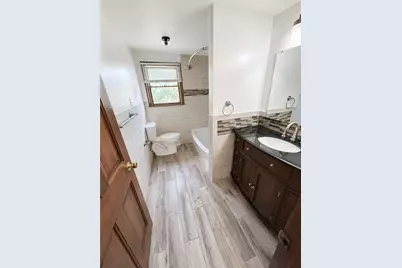504 Maple St, Jeannette, PA 15644 - Photo 19