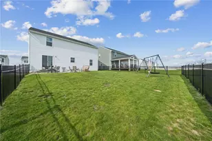 418 Coventry Ct, Lancaster Township, PA 16037 - Photo 35