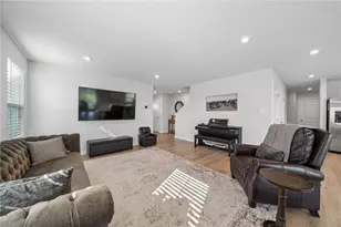 418 Coventry Ct, Lancaster Township, PA 16037 - Photo 7