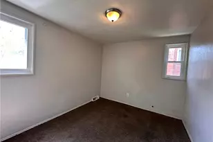 221 Dorothy Dr, Pittsburgh, PA 15235 - Photo 13