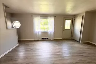 221 Dorothy Dr, Pittsburgh, PA 15235 - Photo 3