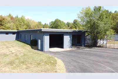 10 Rhoda St, Farrell, PA 16121 - Photo 9