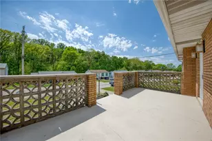 417 Diehl Dr, McKeesport, PA 15132 - Photo 9