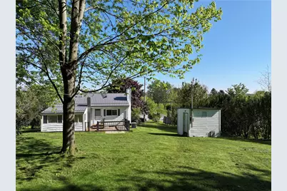 246 Pine Dr, Summit Township, PA 16002 - Photo 11