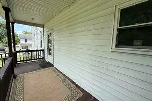 210 Chestnut St, Saint Clair Township, PA 15944 - Photo 3