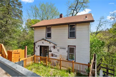 34 E Roseridge St, Pittsburgh, PA 15202 - Photo 3