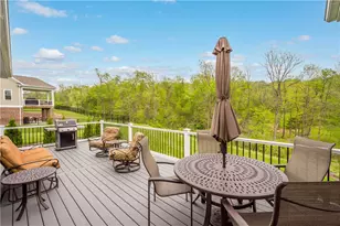 490 Harvest View Dr, Peters Township, PA 15367 - Photo 13