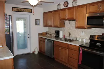 919 Columbia Avenue, Grove City Boro, PA 16127 - Photo 3