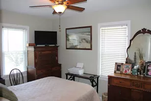 919 Columbia Ave, Grove City Boro, PA 16127 - Photo 9