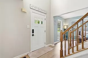 149 Stonewood Dr, Bethel Park, PA 15102 - Photo 9