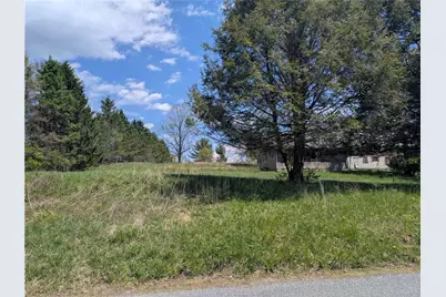 264 Beaufort Rd, Fairfeld Township, PA 15944 - Photo 7