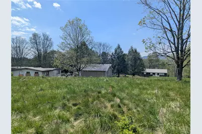 264 Beaufort Rd, Fairfeld Township, PA 15944 - Photo 5