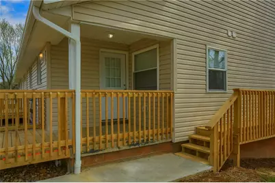 153 Kathleen Dr #1, Marion Township, PA 15066 - Photo 5