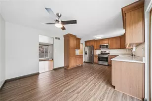4137 Cambridge, Hempfield Township, PA 15642 - Photo 7