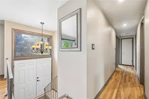 4137 Cambridge, Hempfield Township, PA 15642 - Photo 3