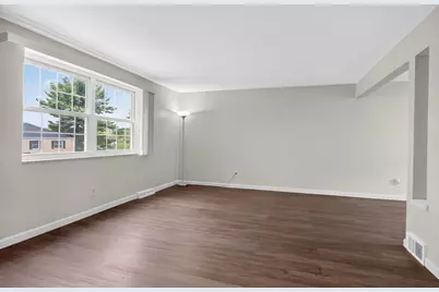 9 Chapel Drive, Ross Twp, PA 15237 - Photo 3